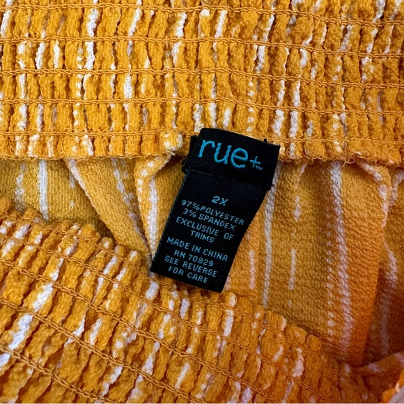 Rue 21 yellow striped off the shoulder loose top size 2X - Picture 4 of 5